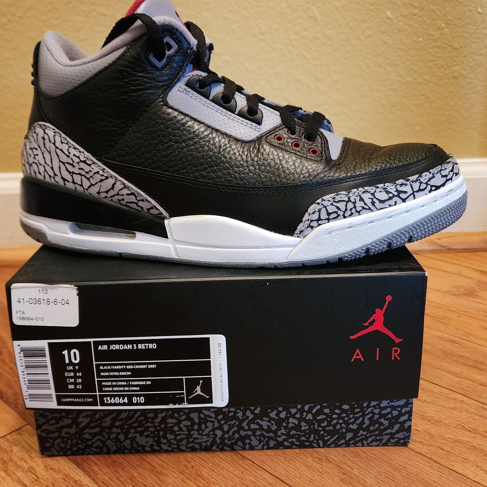 Air Jordan 3 Retro Black Sneakers
